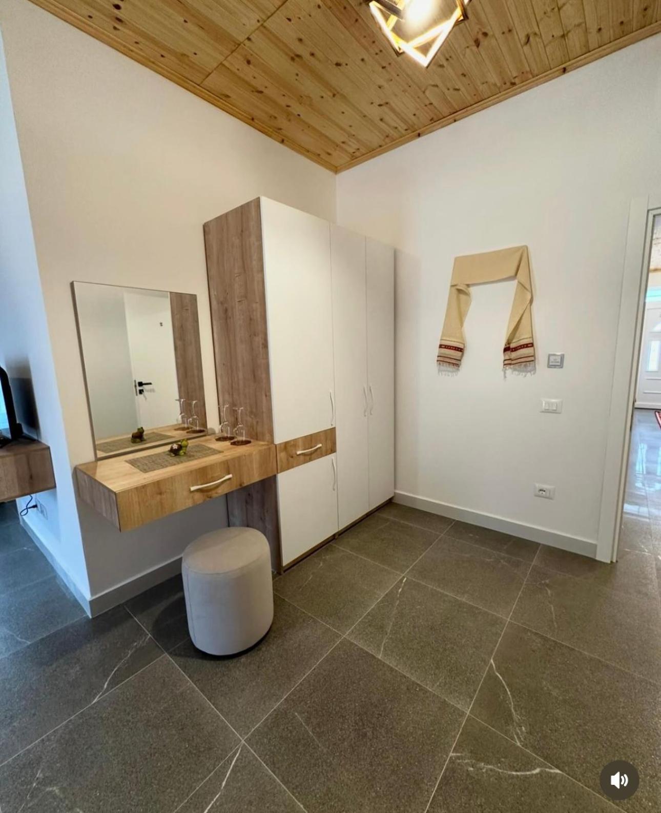 Qyteza Guest House & Camping Shkodra Exterior foto